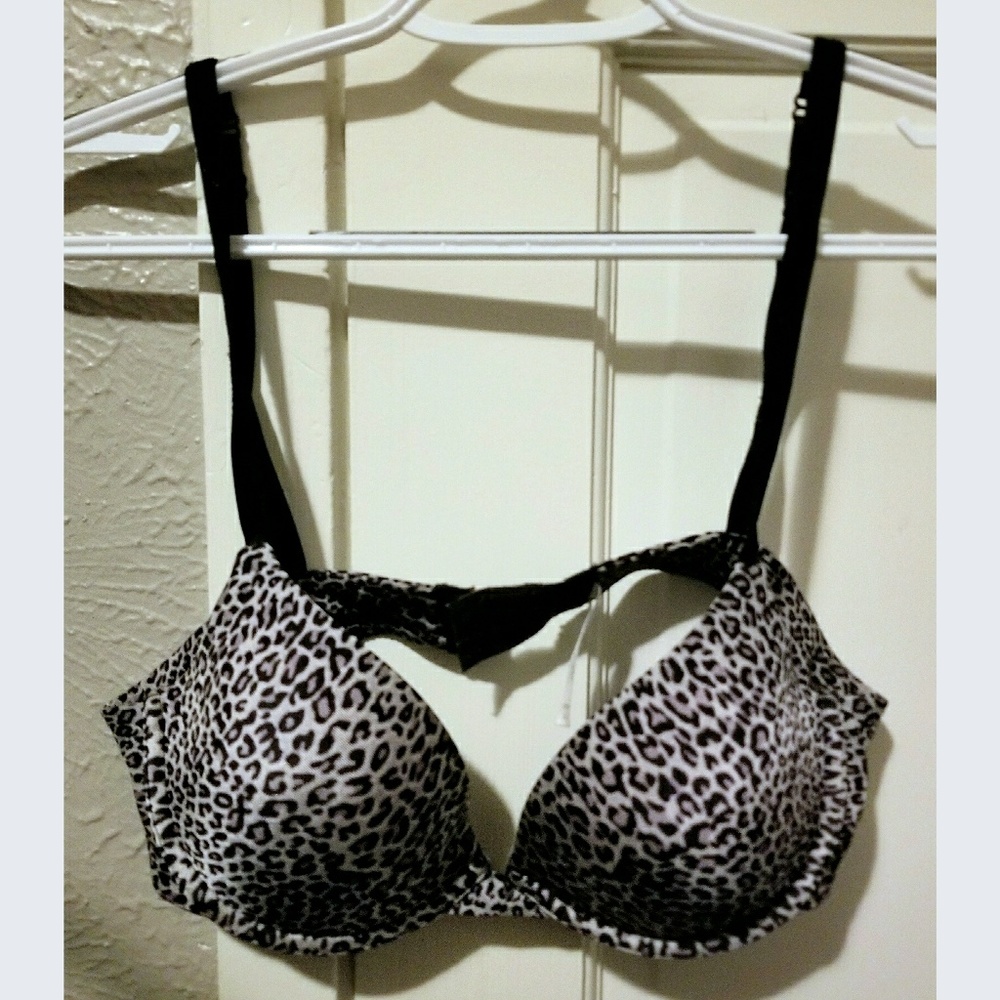 Wonderbra Cheetah Print Padded Bra 34C